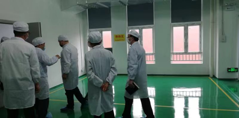 湖北省藥品監(jiān)督管理局朱與杰副局長(zhǎng)一行來(lái)公司調(diào)研